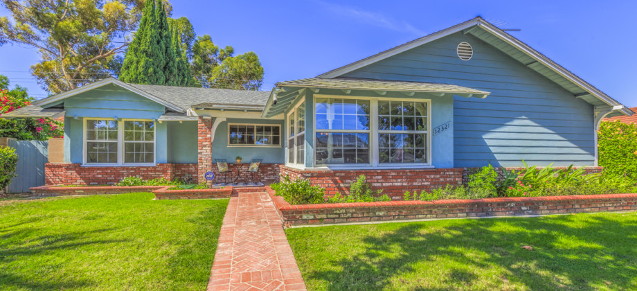 Orange County Single Level Homes for Sale and Home Search